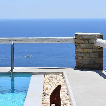 Giulia, Seaview Near