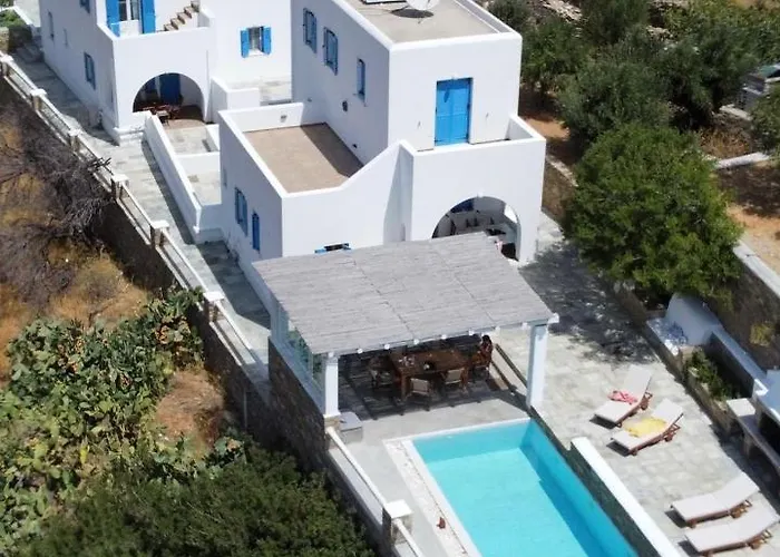 Giulia, Seaview * Chora de Ios