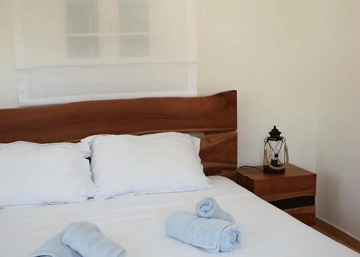 Giulia, Seaview * Chora de Ios